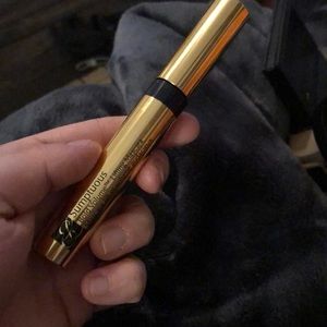 Estée Lauder bold volume lifting mascara